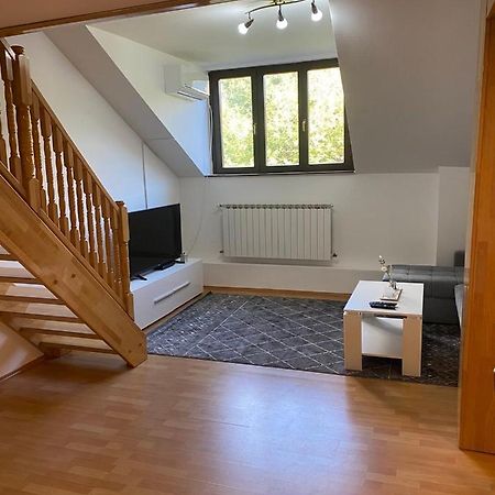 Apartment Gigi Sarajevo Center ภายนอก รูปภาพ