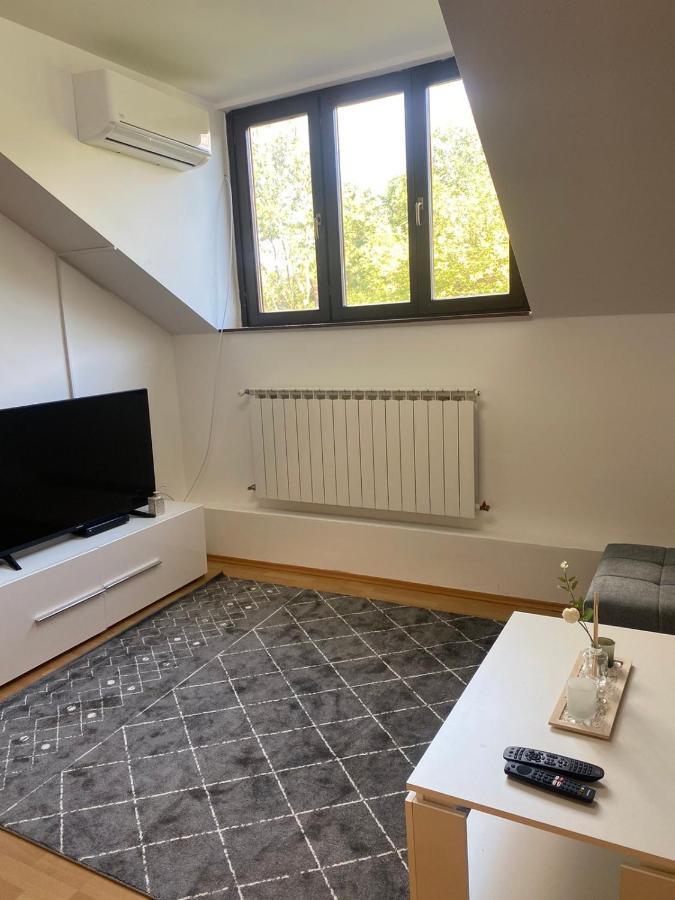 Apartment Gigi Sarajevo Center ภายนอก รูปภาพ